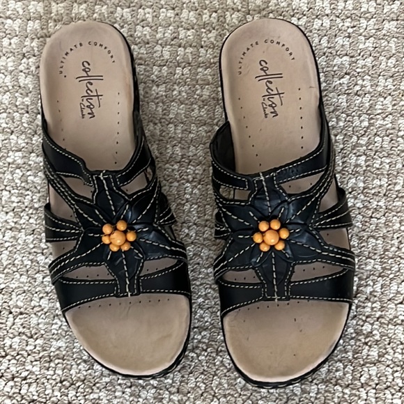 Clarks Shoes - Clarks Ultimate Comfort Collection sandals NWOT